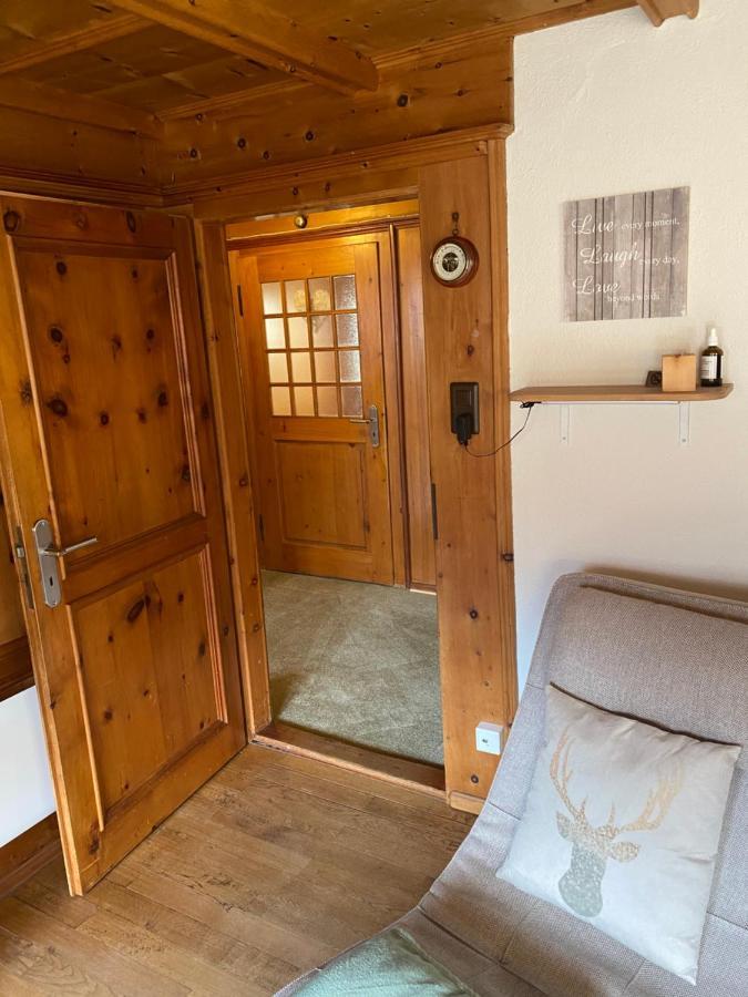 Bambi Lodge Ferienwohnung Auf Knapp 1400 M Nahe Arosa Peist Extérieur photo